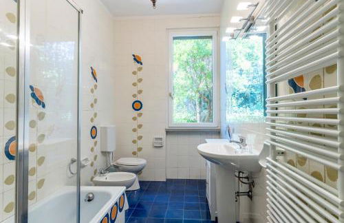 GuestHost - Quercianella Lovely Villa near the Sea With Parking! - Foto 16