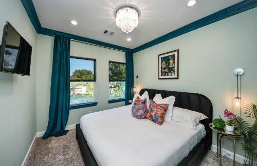 BrandNew! Secret Garden HTX |5BR w/GameRoom+HotTub - Foto 80