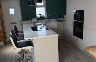 Brand New Stylish Converted Coach House in Cardiff - Foto 14