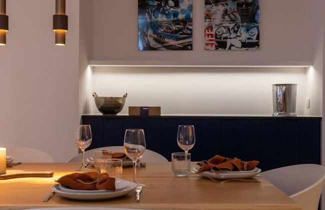 Spacious Apartment With Parking on Prime Location - Foto 13