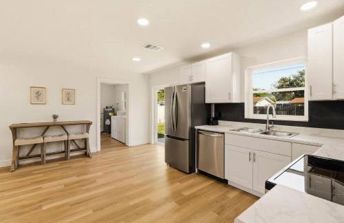 Elegant Auburndale Rooms Near the Speedway & Lake - Foto 9