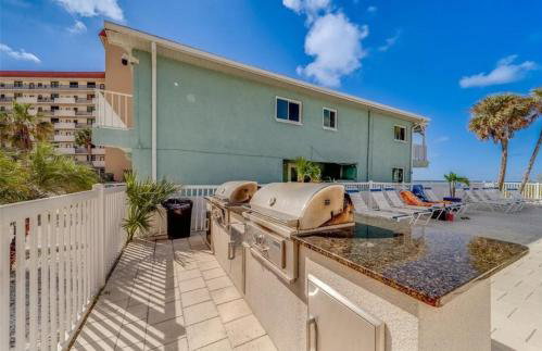 Beach Retreat in Redington Shores - Foto 34