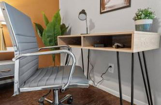 Intimate 2BD TCU Walkable - Foto 34