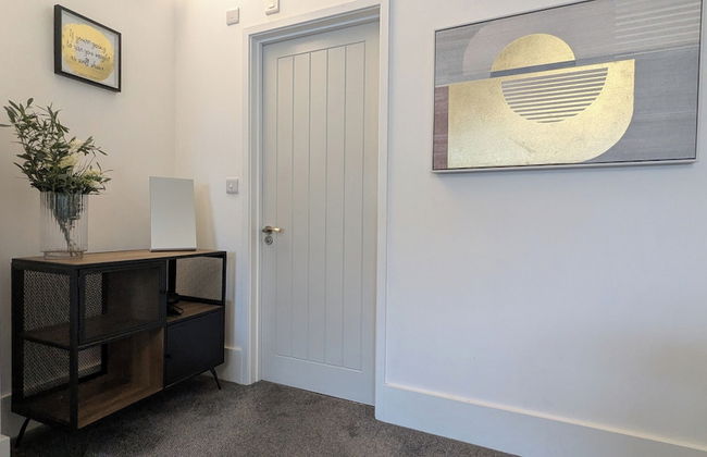 Captivating 1-bed Apartment, Merthyr Tydfil - - Foto 19