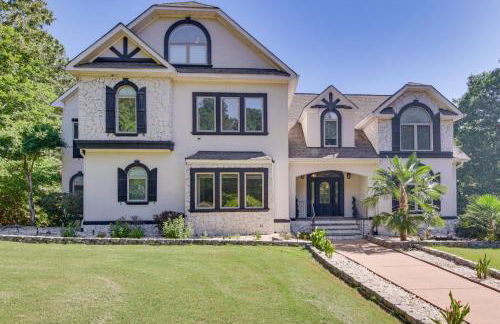 Dock and Home Theater Pet-Friendly Lake Wylie Home - Foto 1