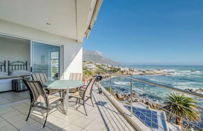 Immaculate Penthouse w Views Splash Pool CBT Penthouse - Photo 5