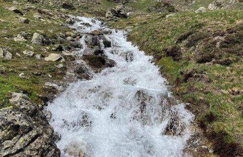 Appt chaleureux 2 - 4 personnes au pied des pistes - draps et linges de toilette non fournis - ménage non inclus - Foto 18