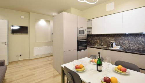 2 Bedroom Lovely Apartment In Premaor - Photo 3