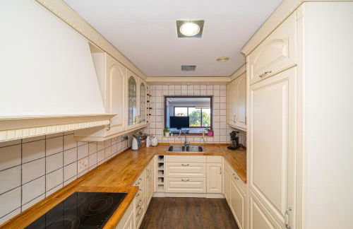 Villa Belmonte FAMILY VILLA - Photo 10