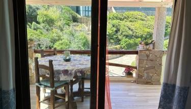 Oasi del Relax - Seaside Peaceful Panoramic Terrace in ITALY - new Sardinia apartment 50 mt beach&sea full comfort air conditioning-WiFi-Parking-Privacy - Foto 4