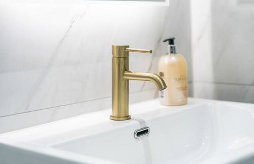 Elegant 2BR-1BATH Flat Near London Eye and Westminster - Photo 22