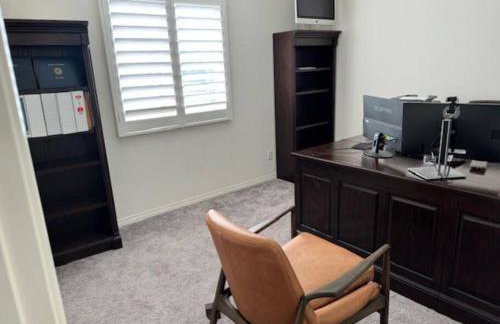 A Tranquil Haven with Elegance - Foto 23