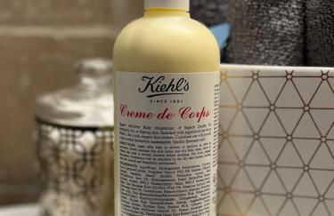 3-Story Townhome Free Parking Private Patio Washer-Dryer - Foto 50