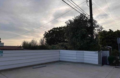 30 PCT OFF!! Limited Time! Malibu Ocean Wave with King Bed, Walking to Beach and Hiking - Foto 18