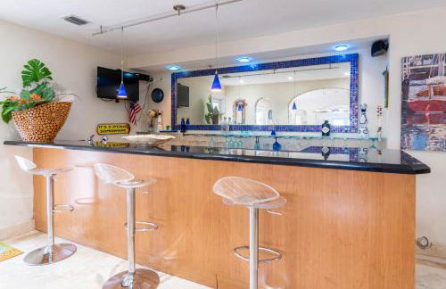 Oceana Blue / Beach Front / Pool / Bar / Relax - Foto 20