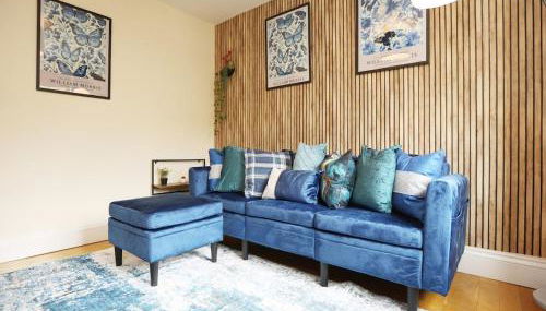 Modern 5-Bed Home, Guests 9, Secure Parking, Contractors - Foto 1