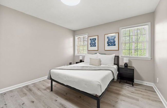 Beautiful Newly-renovated Home in Indian Hills - Foto 16