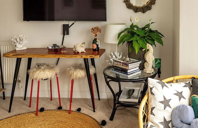 Seadream - Seadream Scarborough Limited - Photo 13