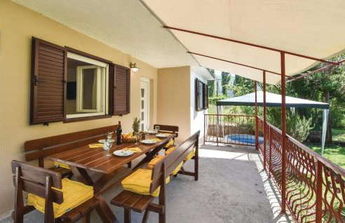 Two-Bedroom Holiday Home In Blato Na Cetini - Photo 17