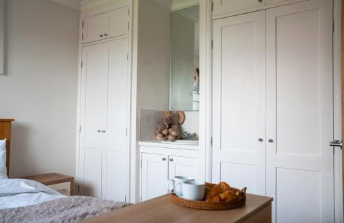 Dog-Friendly Country Home, Woodburner, Private Fields & Hot Tub! - Photo 24