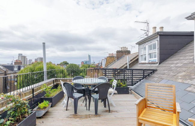 Top Floor 1BD Flat With Balcony - Ladbroke Grove - Foto 26