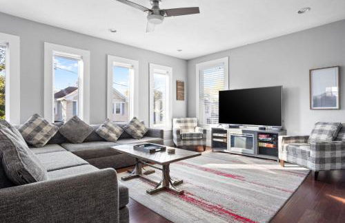 Spacious Home Garage Near Fountain Square-Family Friendly - Foto 19