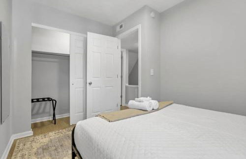 The Schumacher Place - NEW 2 BR - Foto 29