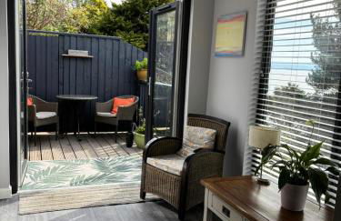 Cosy coastal hideaway with incredible sea views - Foto 6