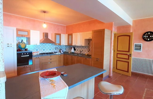 Divine Holiday Home in Giosa Marea with Sauna & Hot Tub - Foto 15