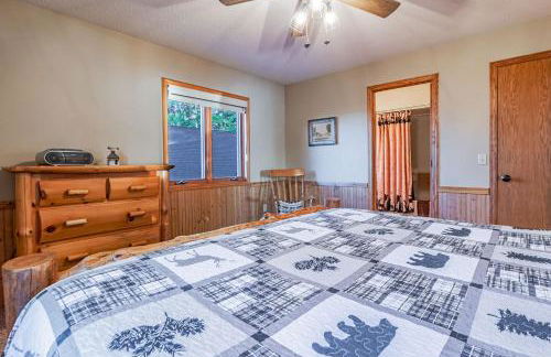 Dog Friendly Leech Lake Home w Perfect Beach Garage Boat Lift - Foto 44