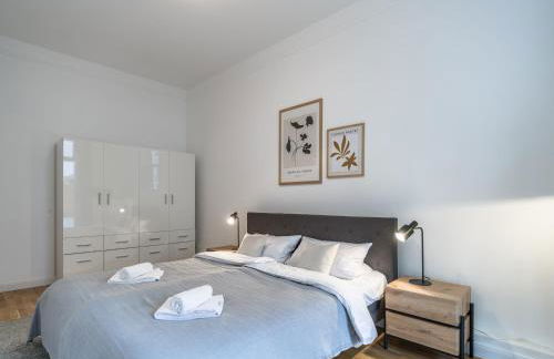 Hochwertige Altbauwohnung im modernen Stil in Wiesbaden - Küche - Terrasse - WLAN - Zentral - Foto 24