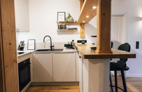 Die Watzmannsuite - Familienfreundliche Ferienwohnung in historischer Villa mit Kamin, Infrarotsauna, Balkon, Garten, nur 10 Gehminuten ins Zentrum von Berchtesgaden - Foto 11