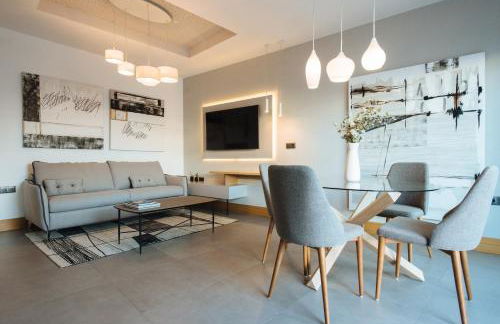 Guadalupe 15 by Magno Apartments - Photo 7