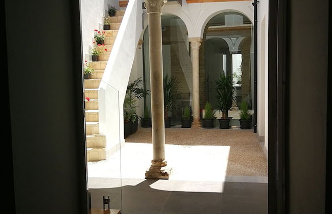 Patio de la Escalera, Santiago - Foto 1