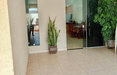 Casa com Piscina Próxima ao MotoGP Ideal para Grupos - Foto 10