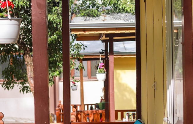 Ideal Bungalow for 2 or 3 Guests Surrounded by a Lovely Garden - Foto 20