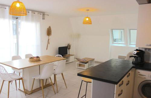 Appartement l'esprit de Lourdes, proche sanctuaire et gare, vue sur le château - Foto 23