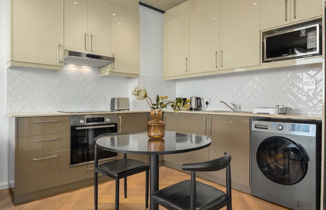 Bridgewater One Luxury Apartments - Photo 63