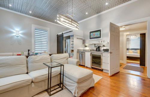 Cozy and Modern Norcross Hideaway with Covered Porches - Foto 6