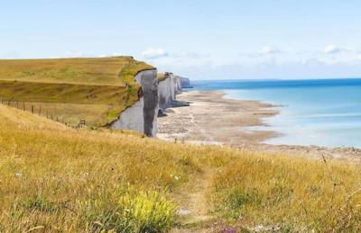 Trimaran Studio 10 mètres de la plage avec balcon/terrasse - Foto 4