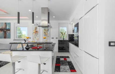 Pet Friendly Home In Porec - Photo 24