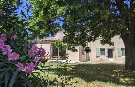 Rez-de-jardin indépendant dans ferme maraichère bio avec grand jardin privatif clos et arboré - Foto 1