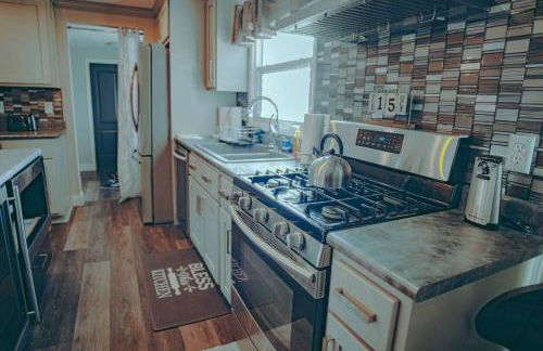 [4-BR/Sleeps 12] Family & Friends Home in Indiana - Foto 48