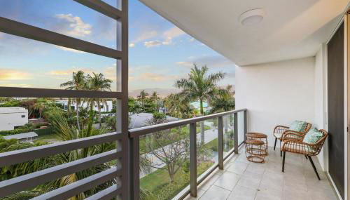 Boca Coastal Stay 2BR 2BA with Pool and Balcony - Foto 4
