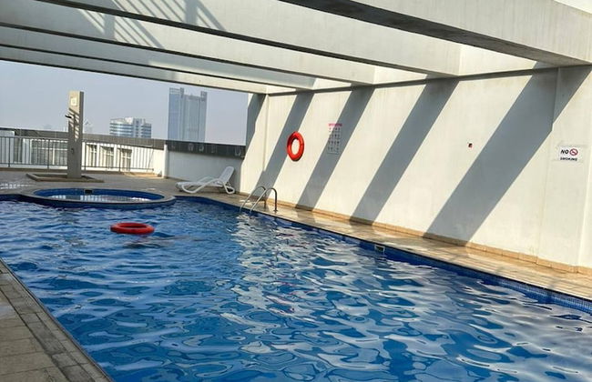 Luxurious 1 Bedroom Apartment in Red Residency Sport City Dubai - Photo 16