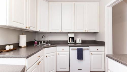 Emerald Clove - 3BR, 1Bath House- 1 mile from ND - Foto 5