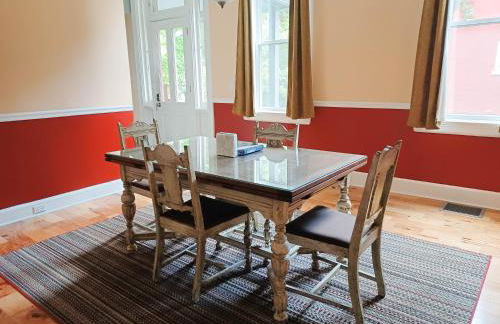 Huge 2 Bedroom House in the Heart of Northside! - Foto 12