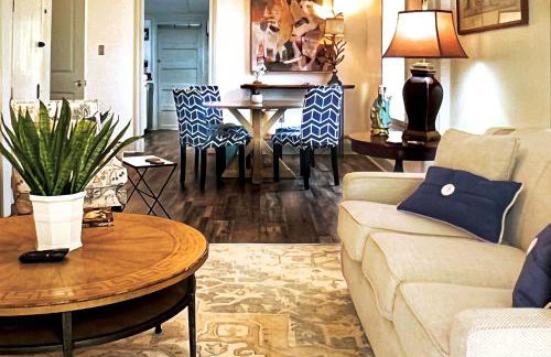 Creole Cottage - 2 Bed, 1 Bath, Pet Friendly with Fee, Walk to Downtown, Grill, Washer & Dryer - Foto 45