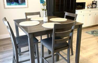 2 whole houses, Fire pit, Game room, feel at home. - Foto 77