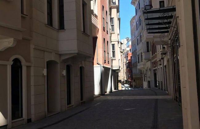 Stylish Flat Near Trendy Attractions in Beyoglu - Foto 19